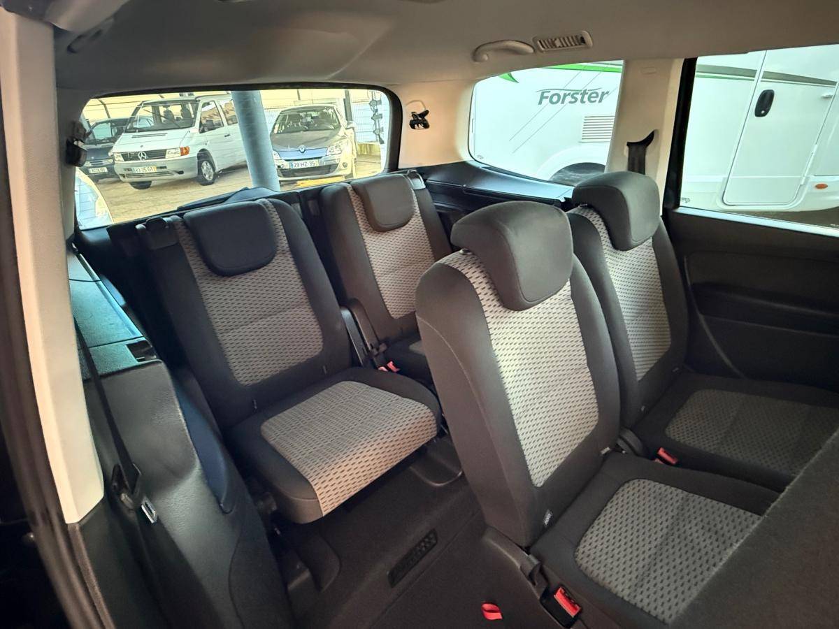 volkswagen-sharan-2011-diesel-1968cc
