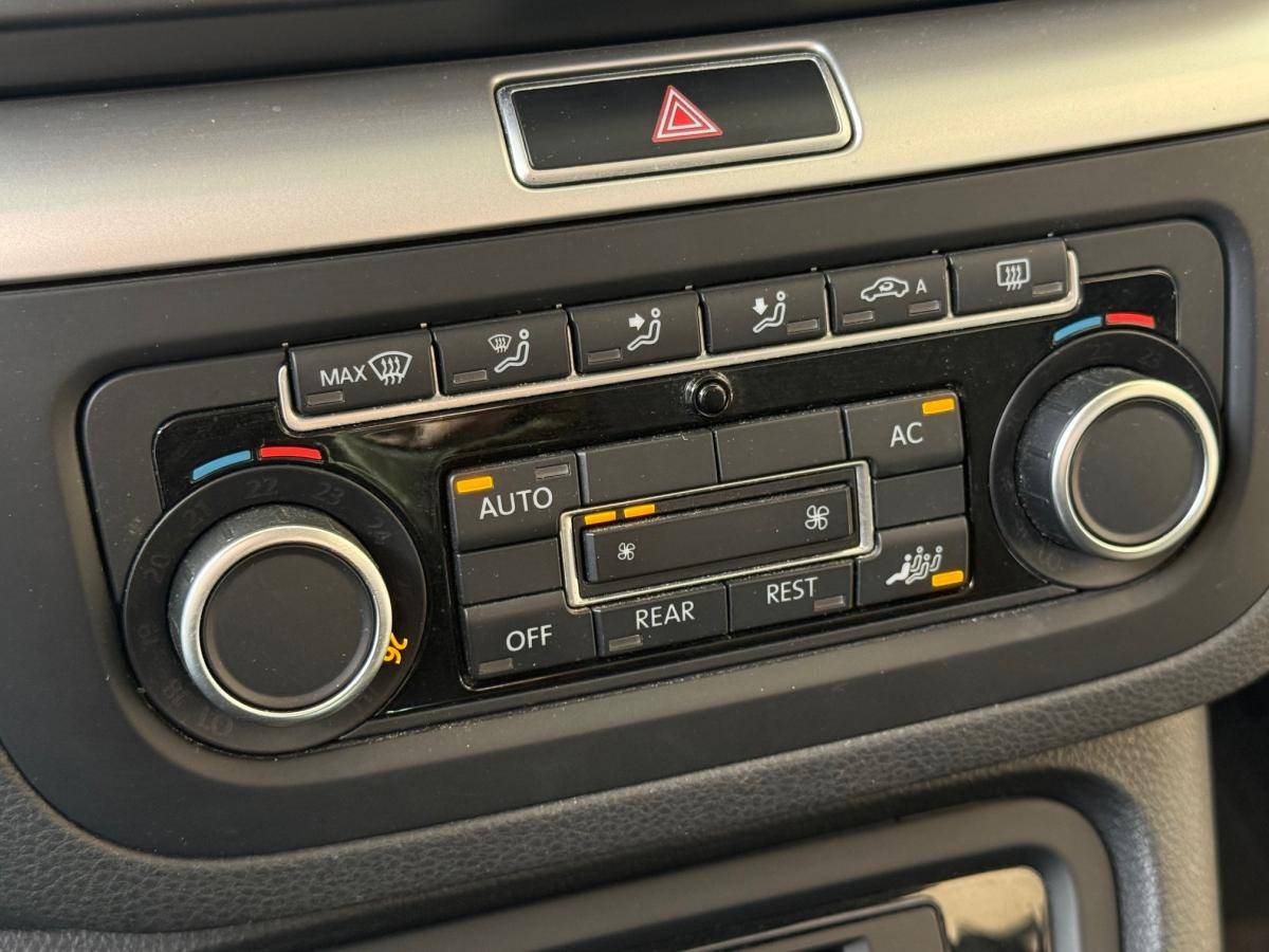 volkswagen-sharan-2011-diesel-1968cc
