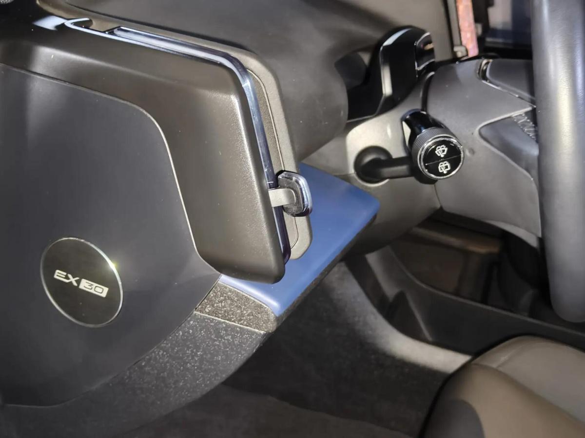 volvo-ex30-2024-eletrico-0cc