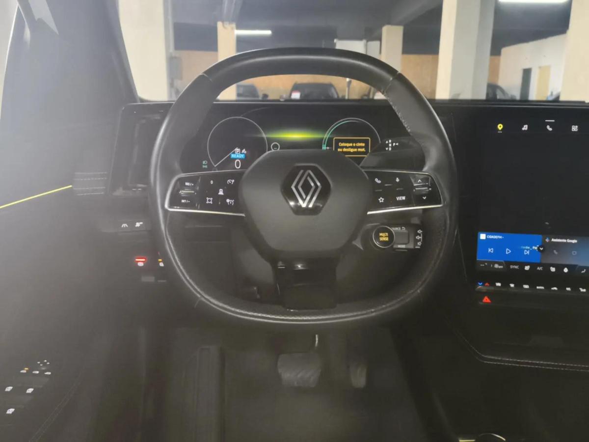 renault-megane-e-tech-2023-eletrico-0cc
