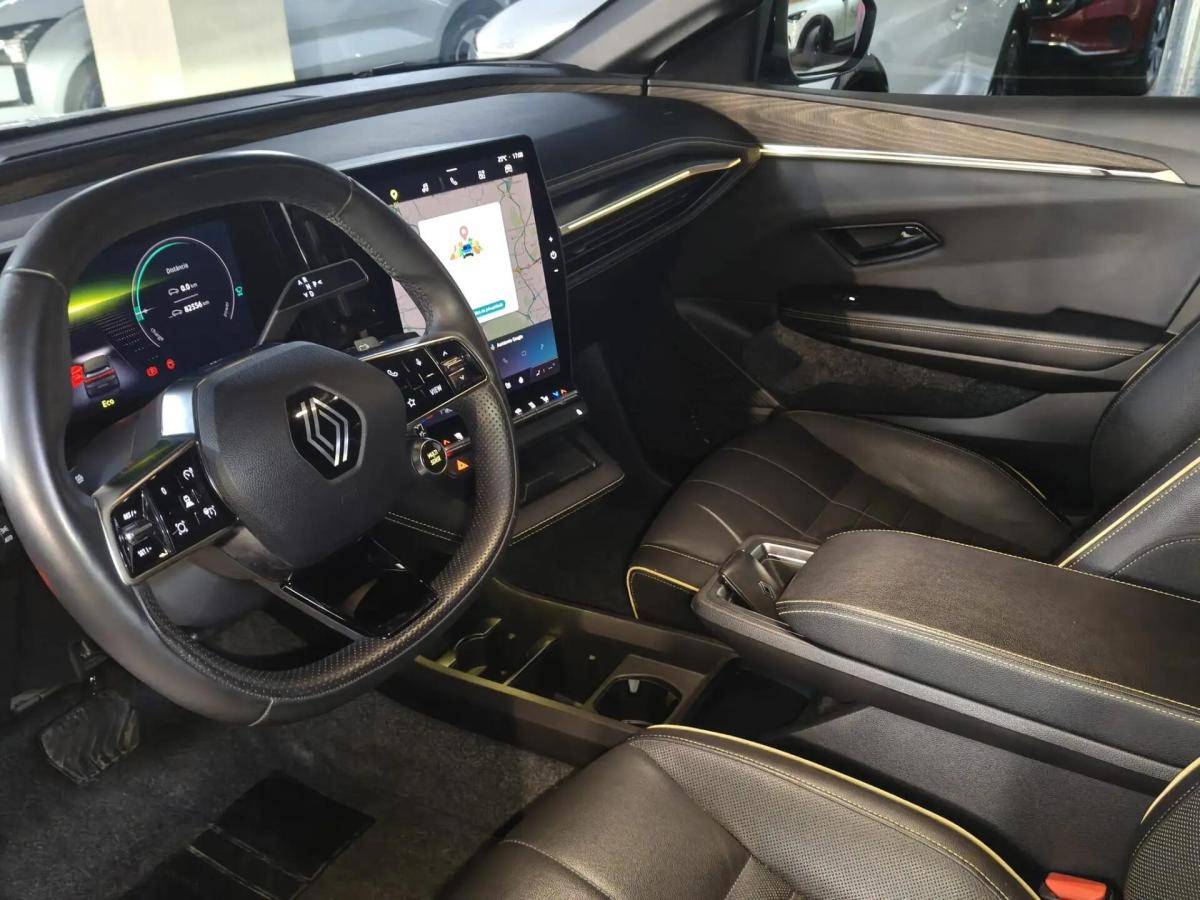 renault-megane-e-tech-2023-eletrico-0cc