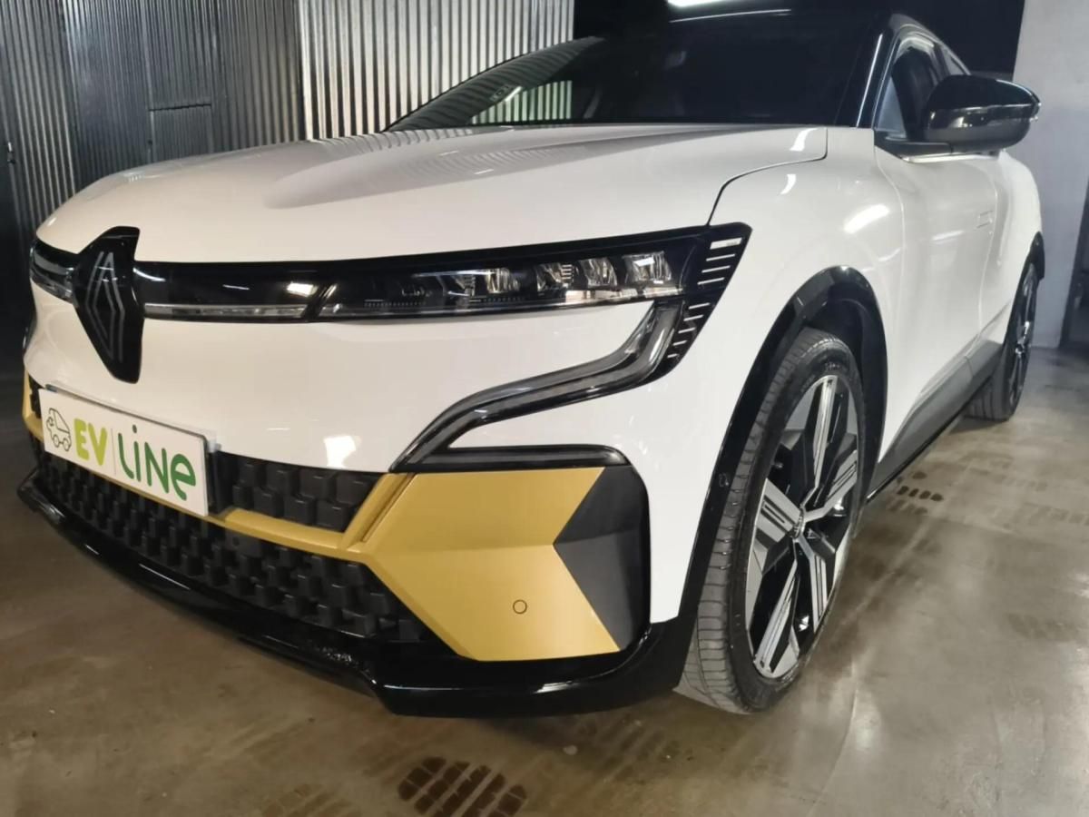 renault-megane-e-tech-2023-eletrico-0cc