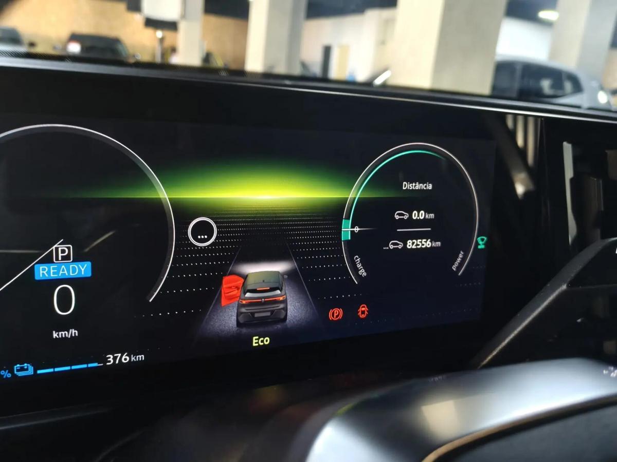 renault-megane-e-tech-2023-eletrico-0cc