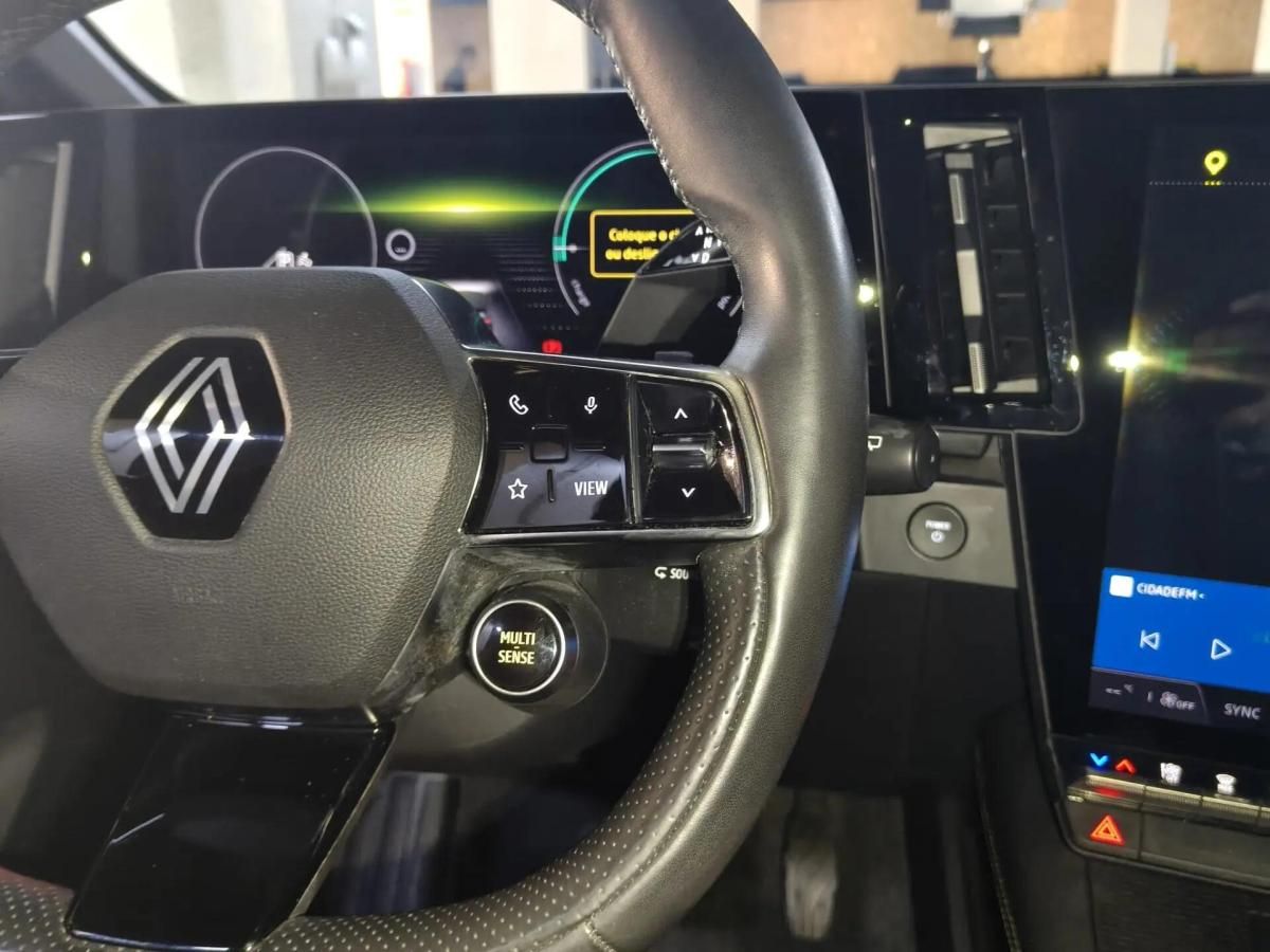 renault-megane-e-tech-2023-eletrico-0cc