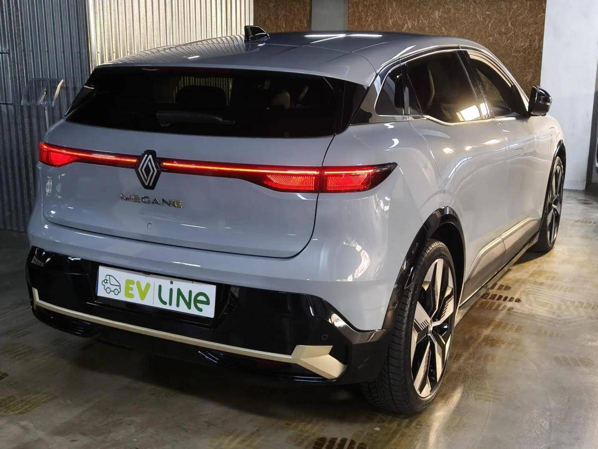 renault-megane-e-tech-2022-eletrico-0cc