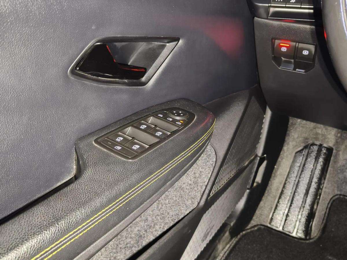renault-megane-e-tech-2022-eletrico-0cc