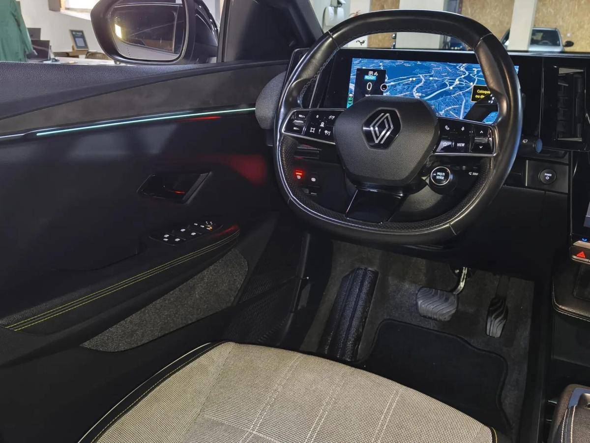 renault-megane-e-tech-2022-eletrico-0cc