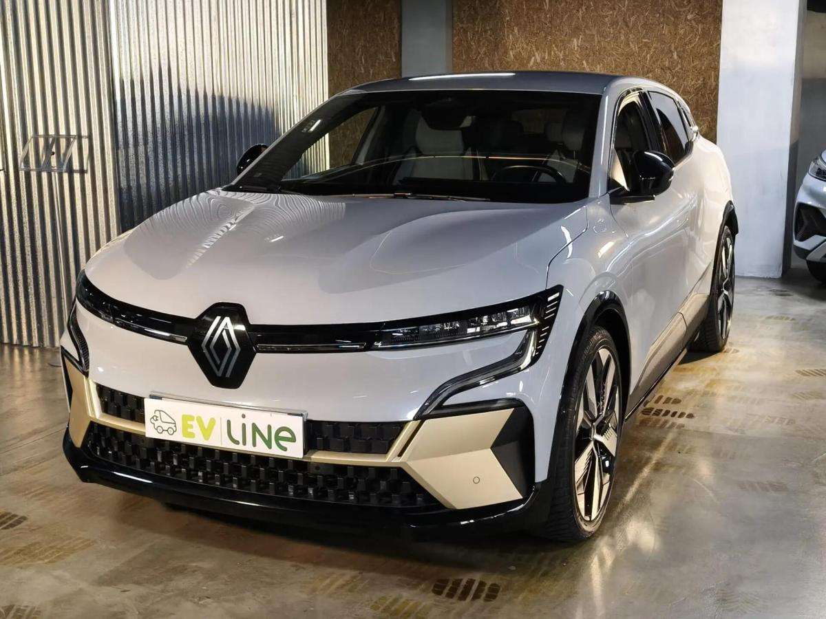 renault-megane-e-tech-2022-eletrico-0cc