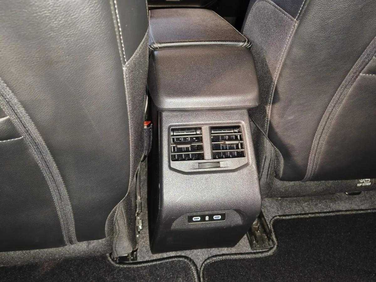 renault-megane-e-tech-2022-eletrico-0cc
