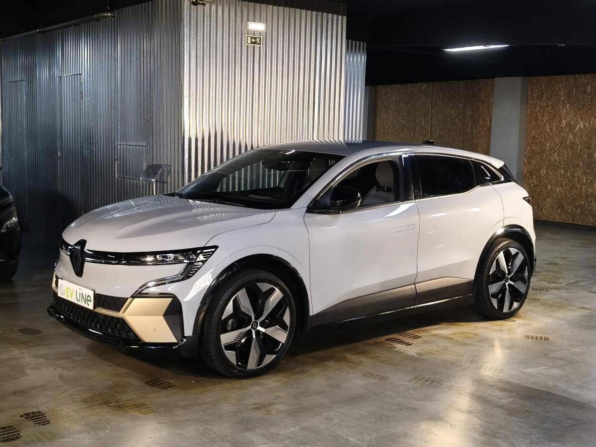renault-megane-e-tech-2022-eletrico-0cc