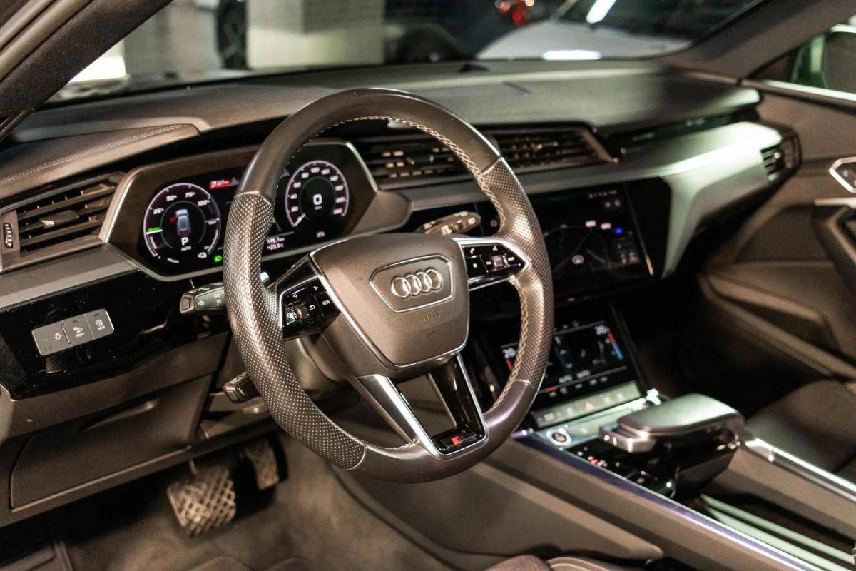 audi-e-tron-2022-eletrico-0cc
