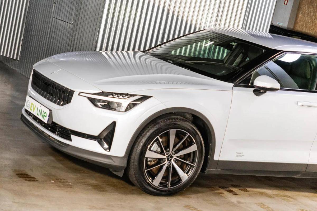polestar-2-2023-eletrico-0cc