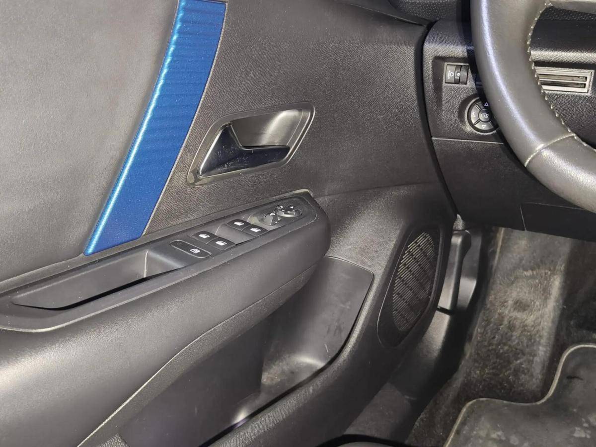 citroen-e-c4-2022-eletrico-0cc