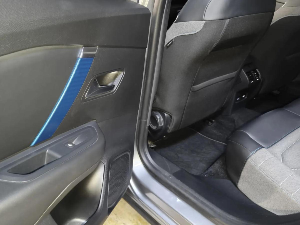 citroen-e-c4-2022-eletrico-0cc