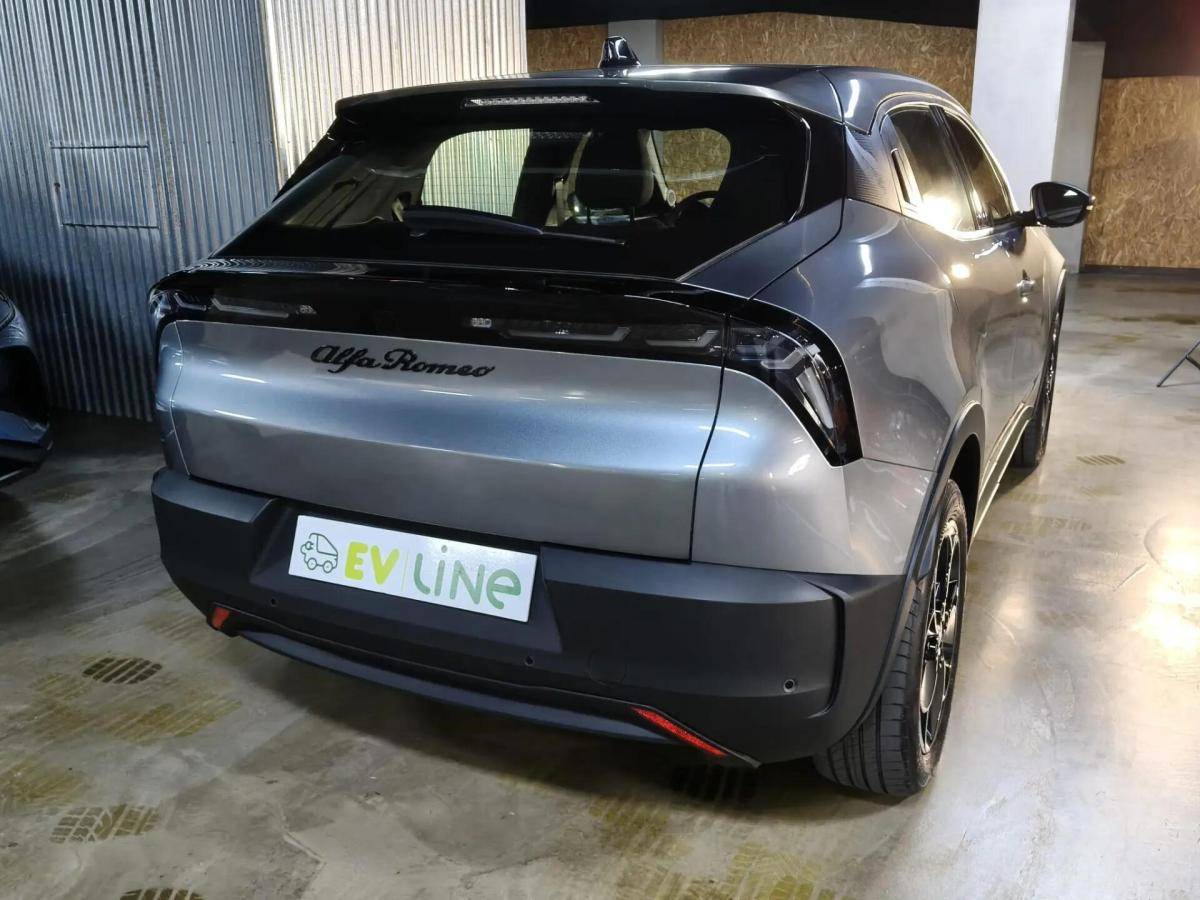 alfa-romeo-junior-2025-eletrico-0cc