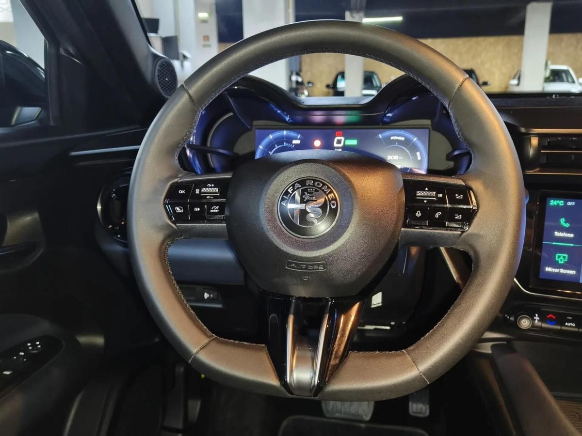alfa-romeo-junior-2025-eletrico-0cc