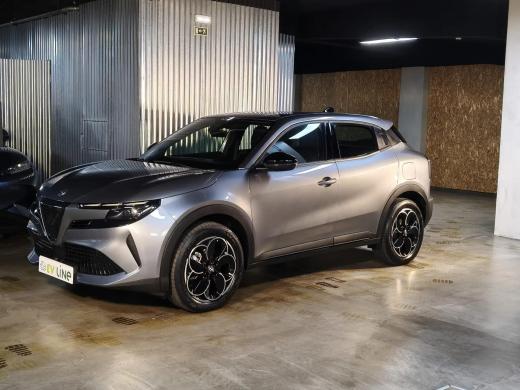 alfa-romeo-junior-2025-eletrico-0cc