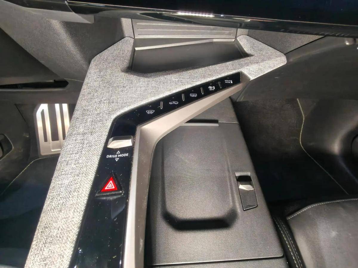 peugeot-5008-2025-eletrico-0cc