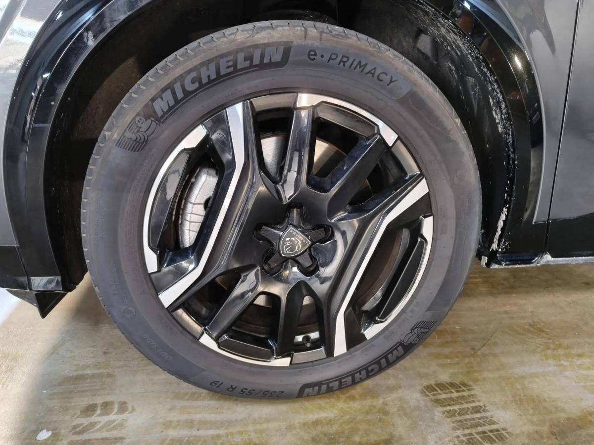 peugeot-5008-2025-eletrico-0cc