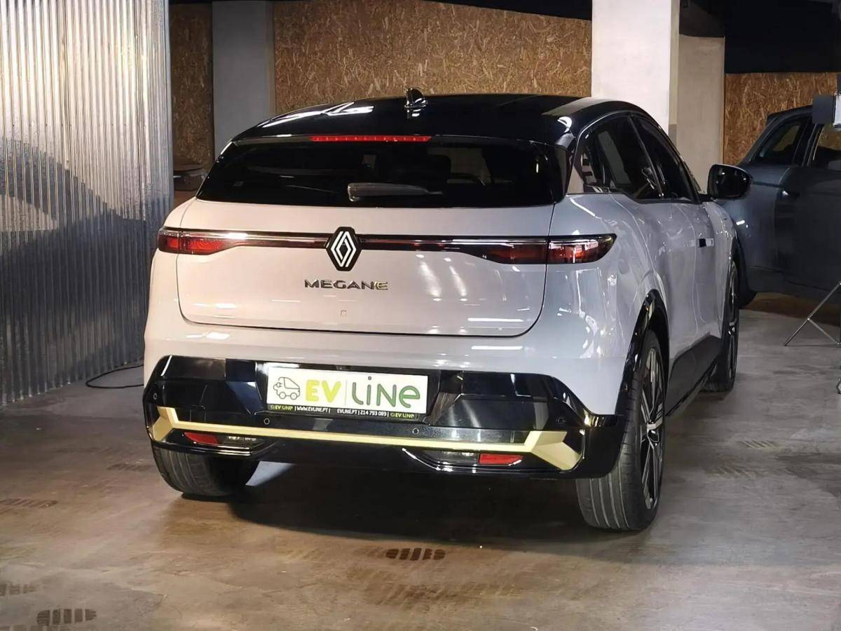 renault-megane-e-tech-2023-eletrico-0cc