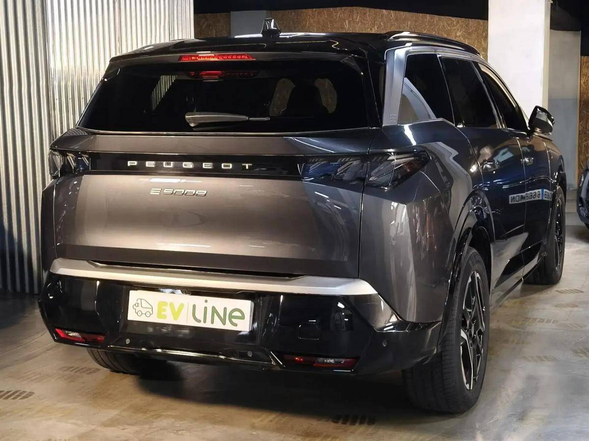 peugeot-5008-2025-eletrico-0cc