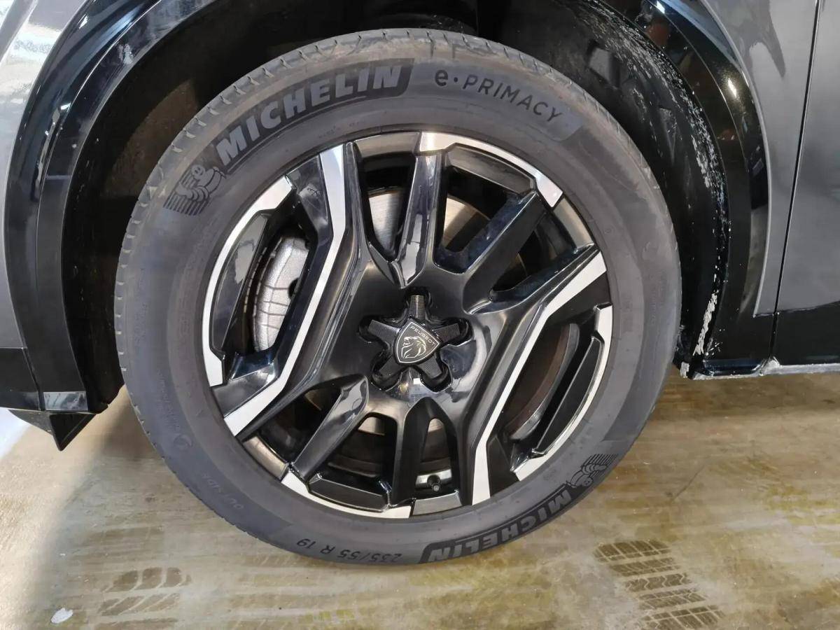 peugeot-5008-2025-eletrico-0cc