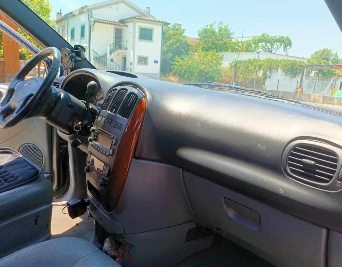 chrysler-grand-voyager-2-8-crd-2008-diesel-2800cc