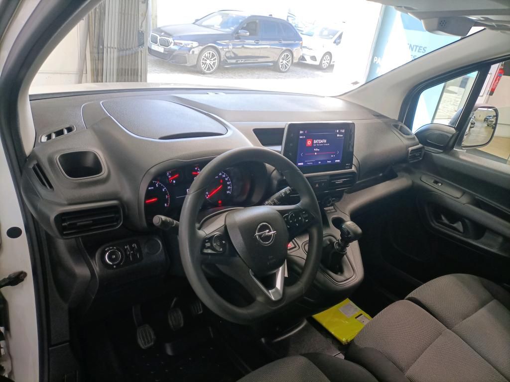 opel-combo-2022-diesel-1500cc