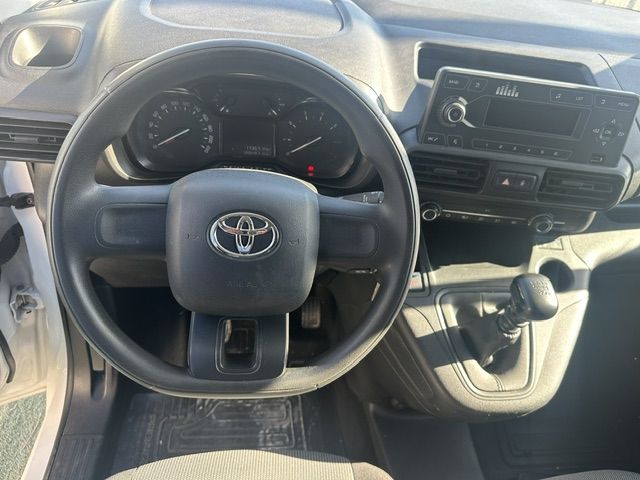 toyota-proace-2022-diesel-1500cc