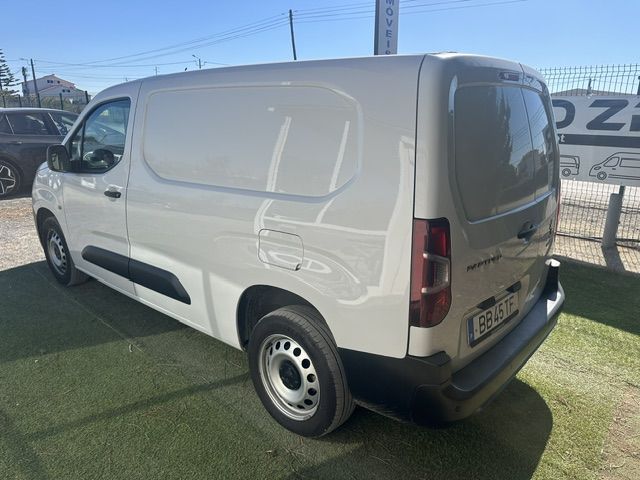 peugeot-partner-2023-diesel-1500cc