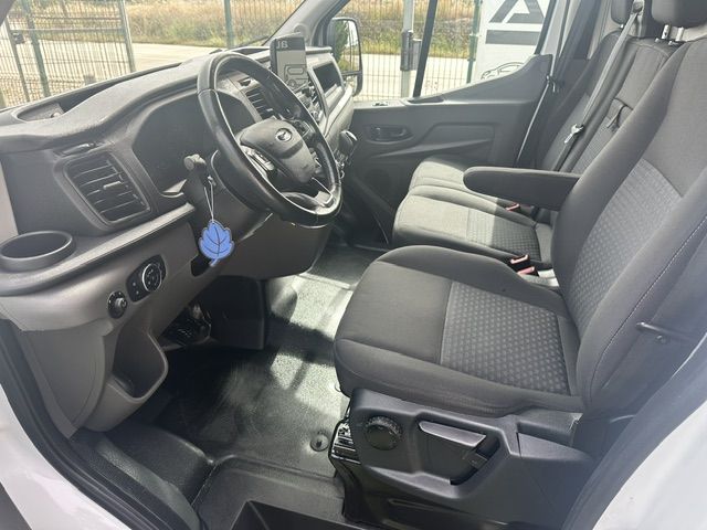 ford-transit-2022-diesel-2000cc
