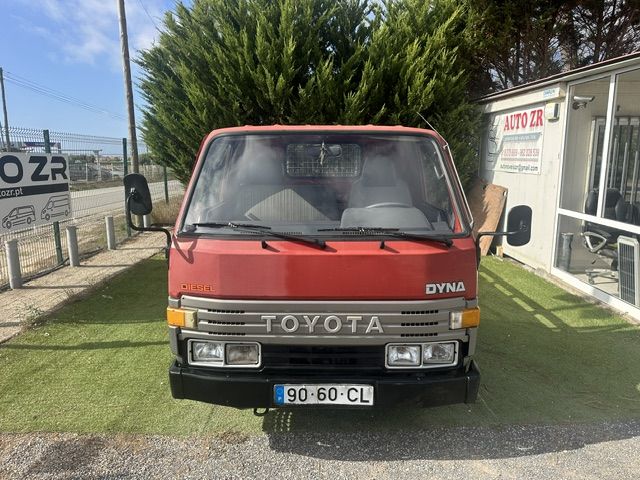 toyota-dyna-1993-diesel-2779cc