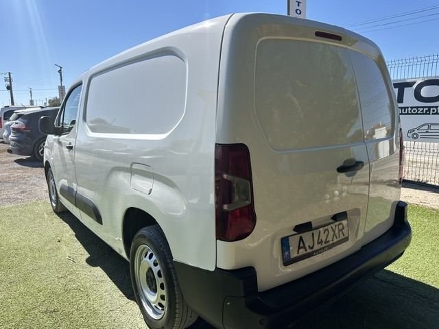 peugeot-partner-2021-diesel-1500cc