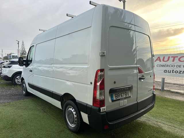 renault-master-2-3-dci-2017-diesel-2298cc