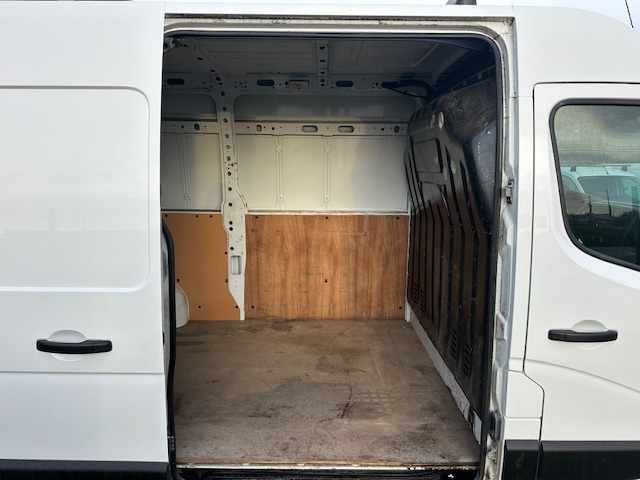 renault-master-2-3-dci-2017-diesel-2298cc