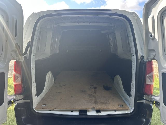 opel-combo-2023-diesel-1500cc