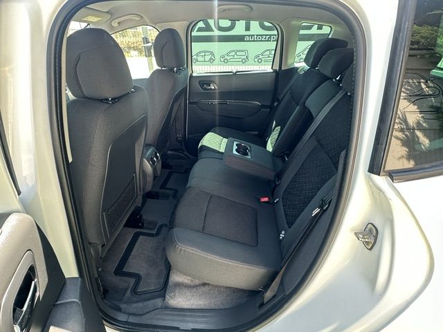 peugeot-3008-2015-diesel-1560cc