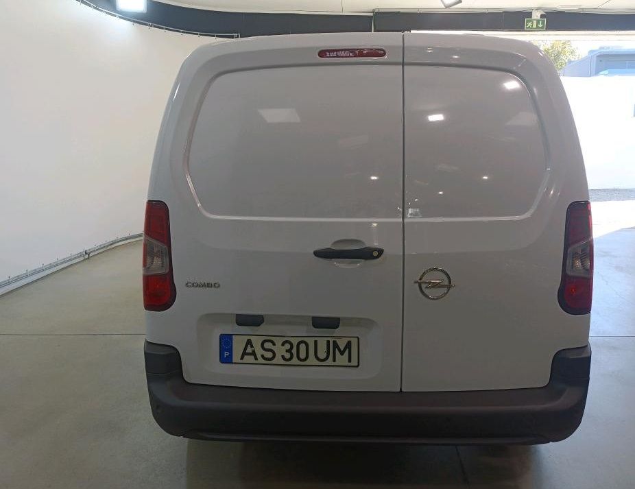 opel-combo-2022-diesel-1500cc