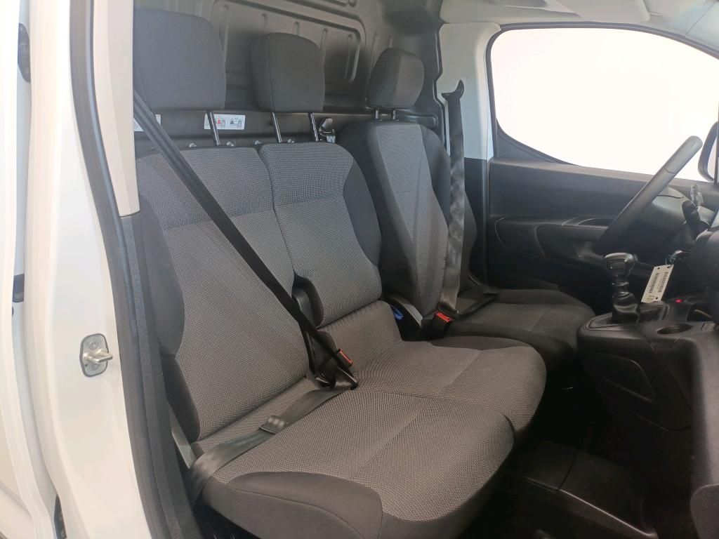 opel-combo-2022-diesel-1500cc