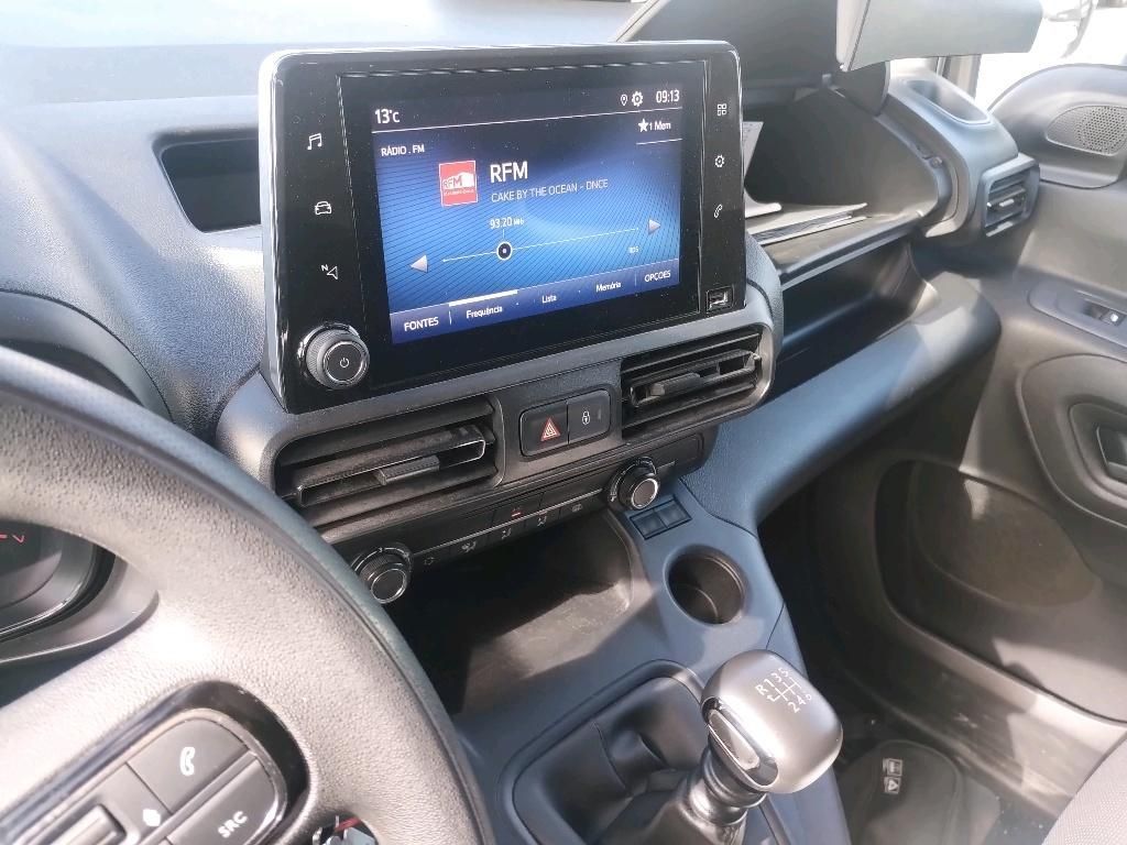 toyota-proace-2023-diesel-1500cc