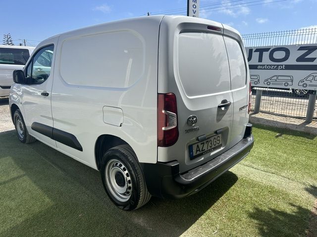 toyota-proace-2023-diesel-1500cc