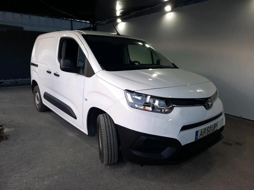 toyota-proace-2022-diesel-1500cc