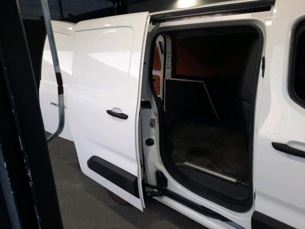 toyota-proace-2022-diesel-1500cc
