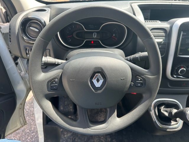 renault-trafic-2021-diesel-2000cc