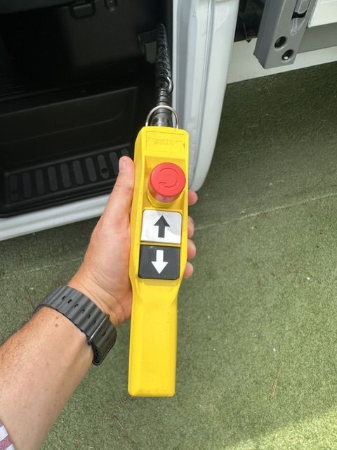 renault-master-2019-diesel-2300cc
