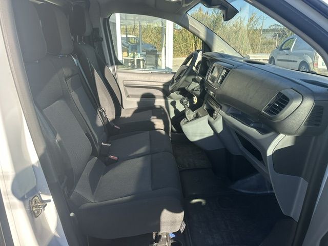 peugeot-expert-2022-diesel-2000cc