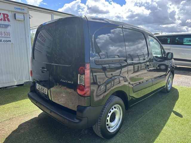peugeot-partner-2018-diesel-1600cc