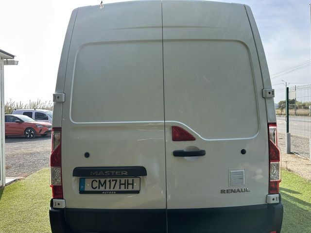 renault-master-2019-diesel-2300cc