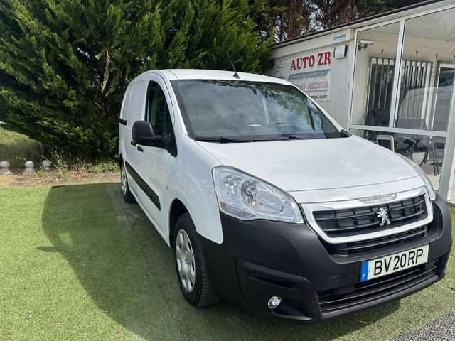 peugeot-partner-2018-diesel-1600cc