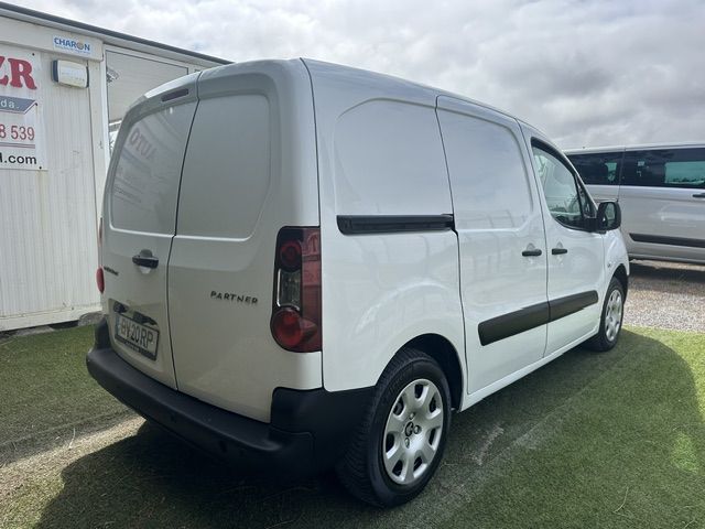 peugeot-partner-2018-diesel-1600cc